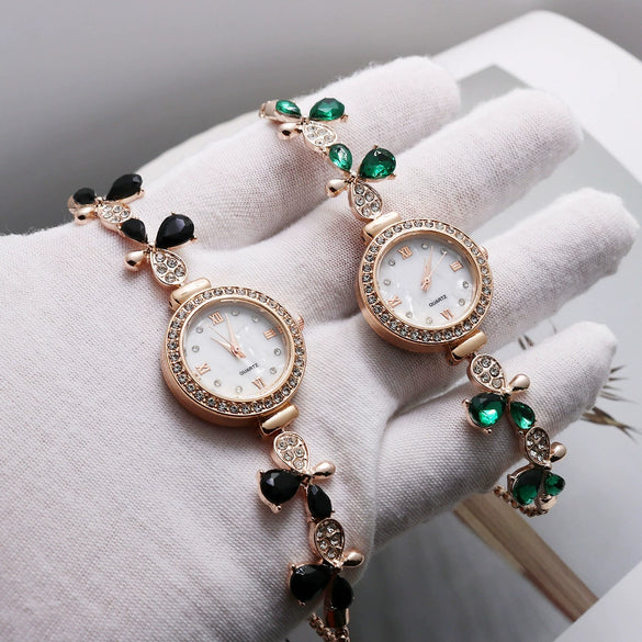 Women's Leisure Style Round Alloy And Stainless Steel Butterfly Fashion Quartz Watch