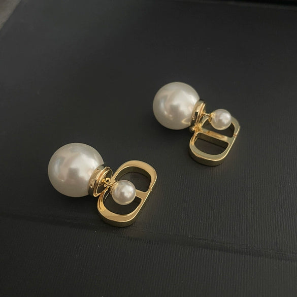 Women's Letter Drop Earrings With Imitation Pearls And Sterling Silver Ear Posts Gold Plated Copper Retro Luxury Jewelry