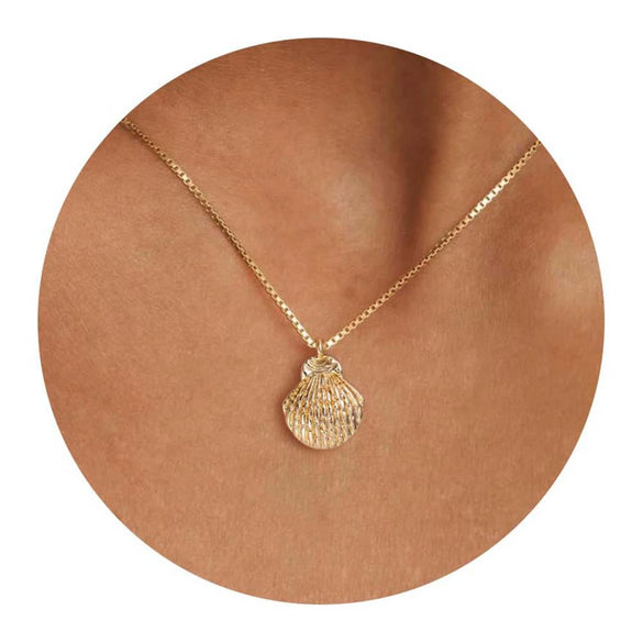 Women's Light Luxury Copper Fish Pendant Necklace With O Shaped Chain Electroplated Animal Clavicle Chain Simple Fashion Jewelry