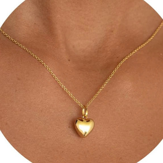 Women's Light Luxury Copper Heart Shaped Pendant Necklace Simple Electroplated Choker With Regular Chain Fashion Jewelry Gift