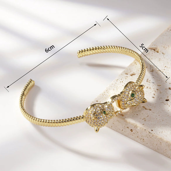 Women's Light Luxury Copper Leopard Bracelet With White Zircon Geometric Design Electroplated Gold Tone Bangle