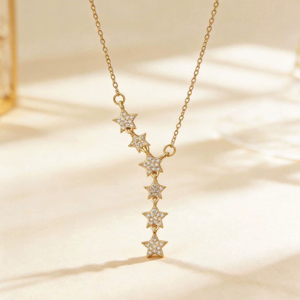 Women's Light Luxury Copper Star Pendant Necklace With Gold Electroplated Finish Elegant Fashion Jewelry Gift