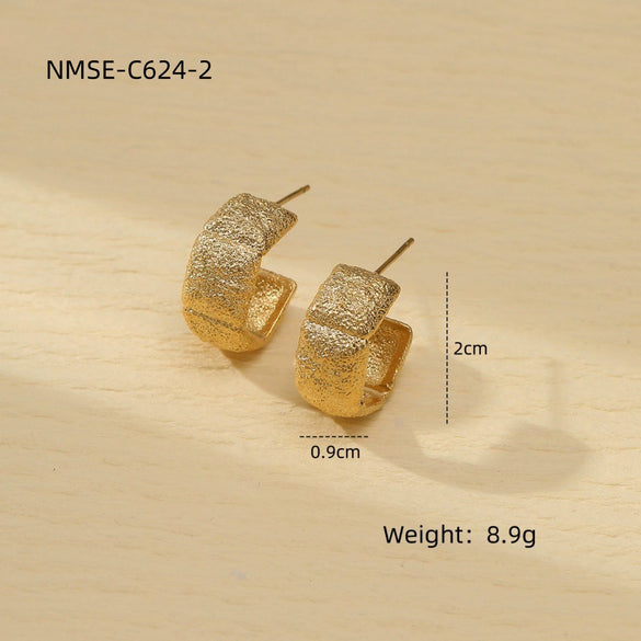 Women's Light Luxury Exaggerated Curved Titanium Steel And Stainless Steel Earrings With Electroplating And Geometric Style