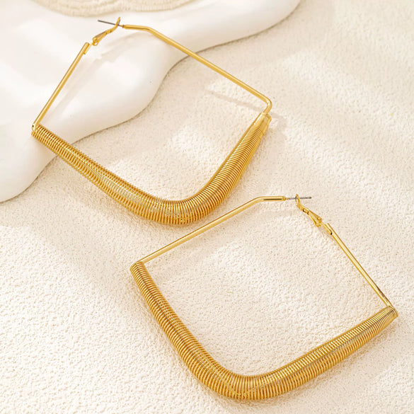 Women's Light Luxury Geometric Alloy Statement Earrings With Electroplated Finish And Exaggerated Glamorous Design For Wholesale