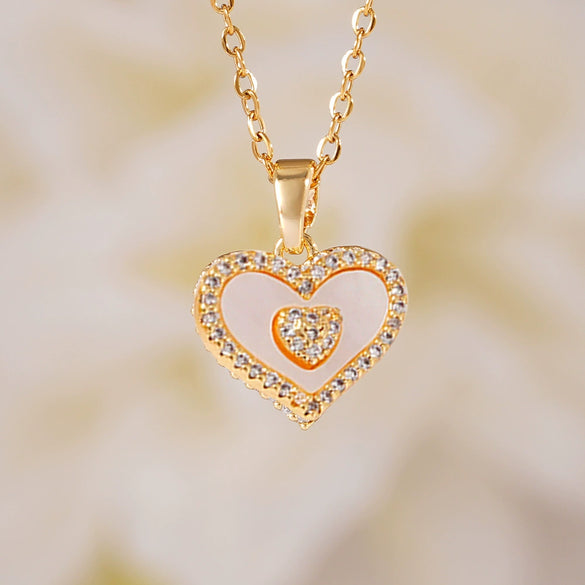 Women's Light Luxury Geometric And Heart Shape Pendant Necklace Copper Stainless Steel Electroplating Jewelry