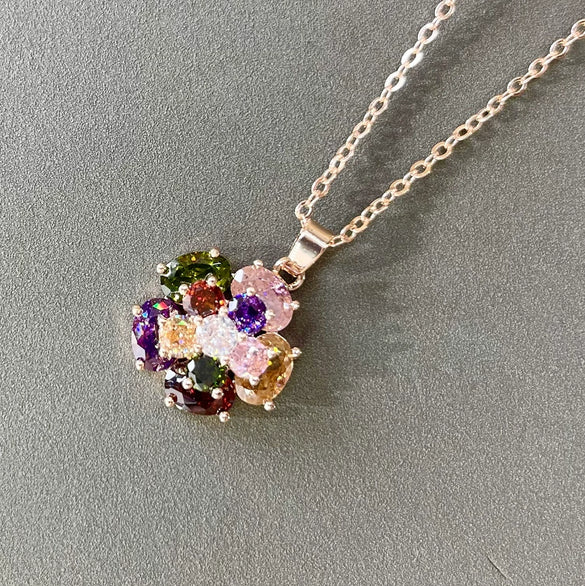 Women's Light Luxury Geometric Artificial Zircon Flower Necklace With Ochain