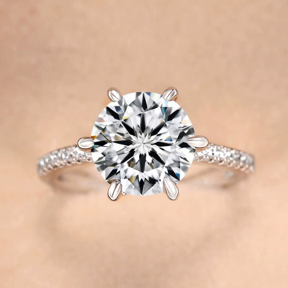 Women's Light Luxury Geometric Inlaid Zircon Copper Wedding Ring