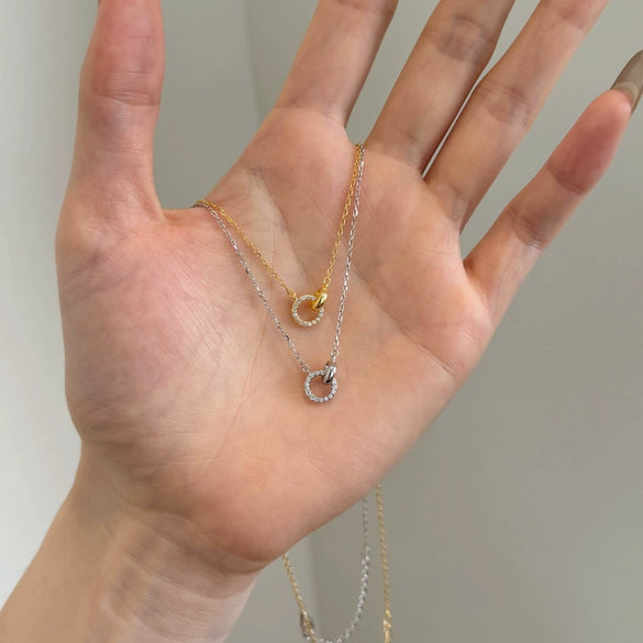 Women's Light Luxury Geometric S925 Sterling Silver Electroplated Cross Chain Necklace