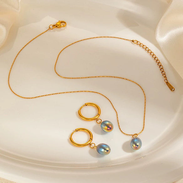 Women's Light Luxury Geometric Titanium Steel Necklace And Earring Set With Electroplating And Water Drop Design