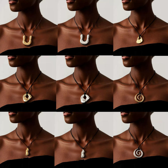 Women's Light Luxury Heart Shaped Alloy Pendant Necklace With Wax Rope Chain Geometric Horseshoe Design Electroplated Sweater Chain Accessory
