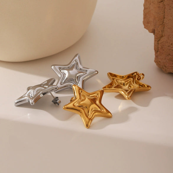 Women's Light Luxury Highend Nonfading Starshaped Titanium Steel Electroplated Earrings With Gold And Silver Color Matching