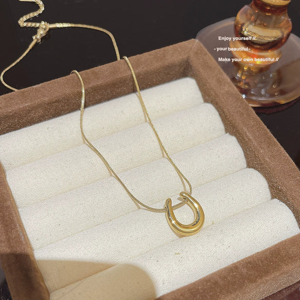 Women's Light Luxury Niche Ushaped Titanium Steel Necklace With Mixed Gemstone Setting Pendant And Cross Chain Electroplated