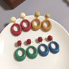 Women's Light Luxury Retro Style Zinc Alloy Geometric Circle Contrast Color Stud Earrings With Electroplating
