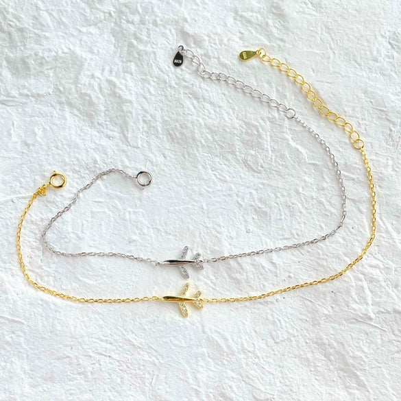 Women's Light Luxury S925 Sterling Silver Bracelet With Aircraft Pendant And Electroplating Design