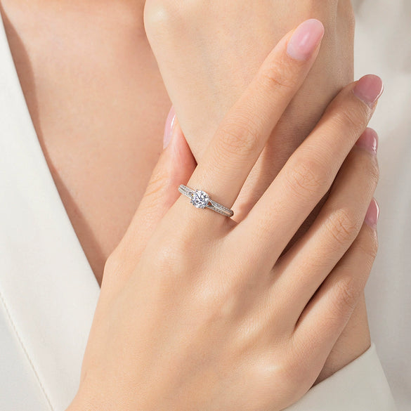 Women's Light Luxury S925 Sterling Silver Inlaid Zircon Geometric Ring Jewelry