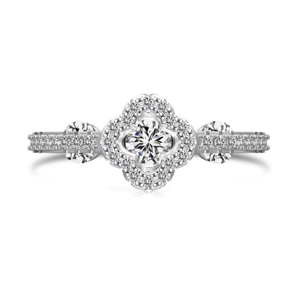 Women's Light Luxury Smart Rotating S925 Sterling Silver Ring Geometric Oval Heartshaped With Zircon Electroplated
