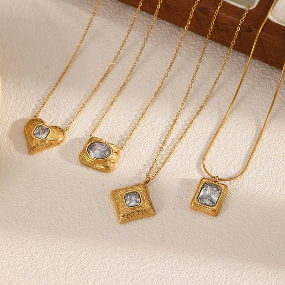 Women's Light Luxury Stainless Steel Pendant Necklace With Heartshaped And Geometric Pattern And Snake Bone Chain Diamond Design