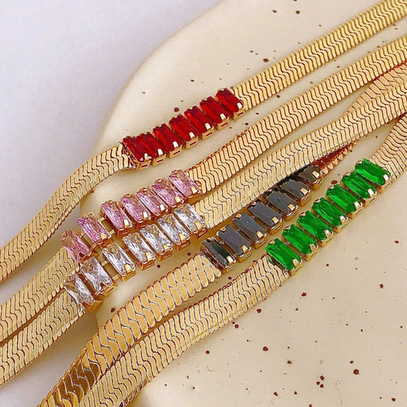 Women's Light Luxury Style Titanium Steel Geometric Blade Chain Necklace With Mixed Gemstone Setting