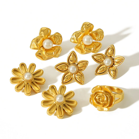 Women's Light Luxury Titanium Steel Flower Pearl Earrings