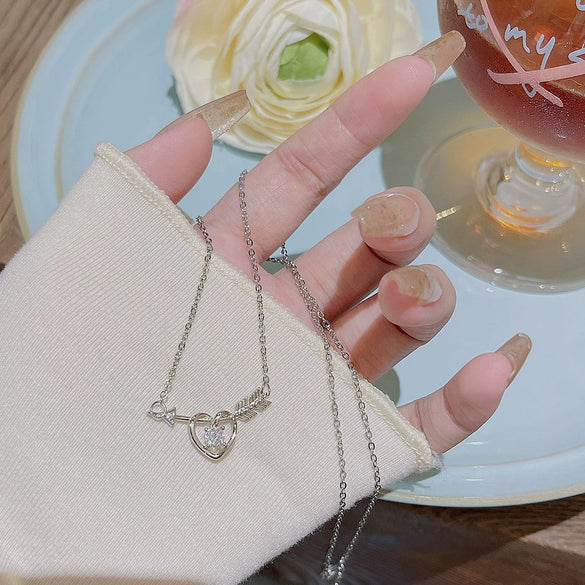 Women's Light Luxury Titanium Steel Necklace With Geometric Pattern And Inlaid Zircon Pendant On Cross Chain