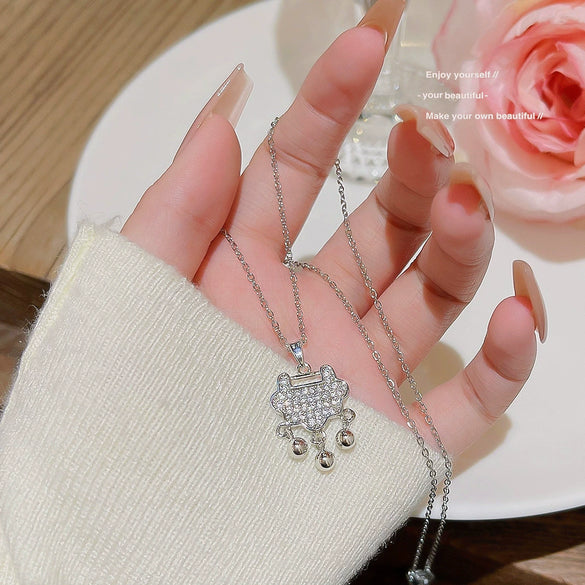 Women's Light Luxury Titanium Steel Necklace With Geometric Pattern And Inlaid Zircon Pendant On Cross Chain