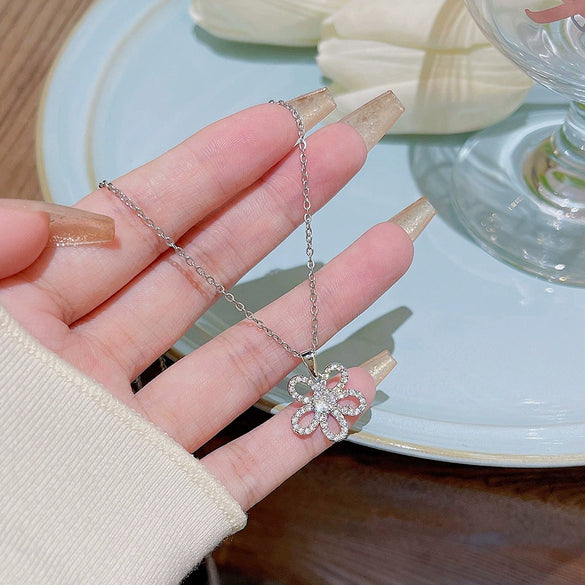 Women's Light Luxury Titanium Steel Necklace With Geometric Pattern And Inlaid Zircon Pendant On Cross Chain