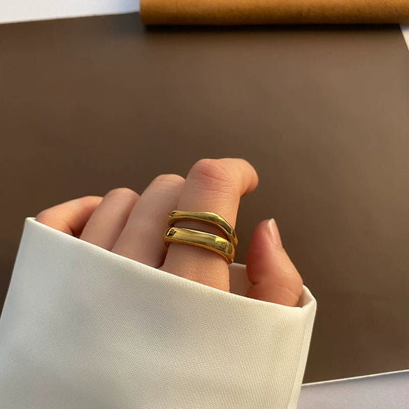 Women's Light Luxury Titanium Steel Ring With Geometric Pattern And Electroplating Treatment