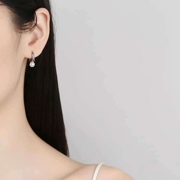 Women's Light Luxury Ushaped Copper Earrings Set With Pearls