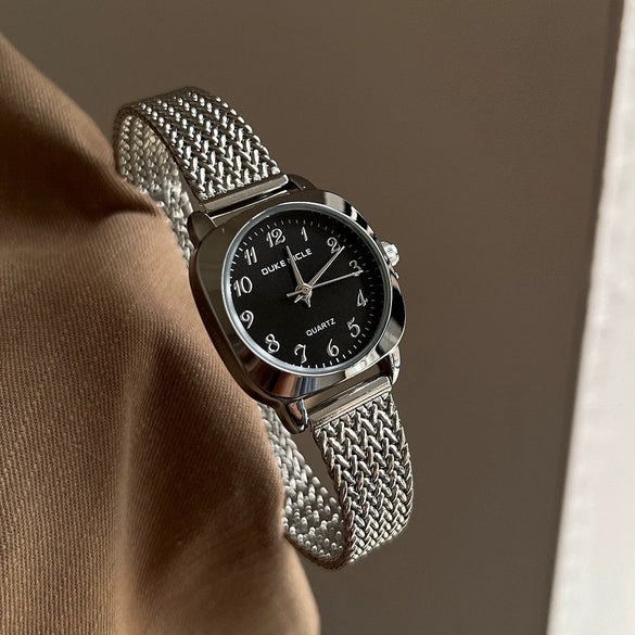 Women's Luxury Alloy And Stainless Steel Round Dial Watch With Mesh Band
