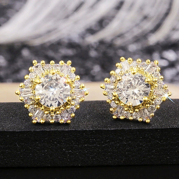 Women's Luxury Crystal White Zircon Copper Geometric Earrings Retro Fashion Minimalist Style