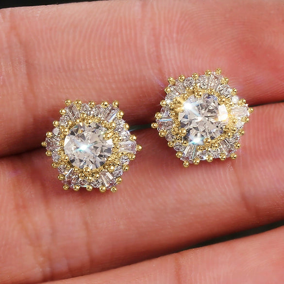 Women's Luxury Crystal White Zircon Copper Geometric Earrings Retro Fashion Minimalist Style