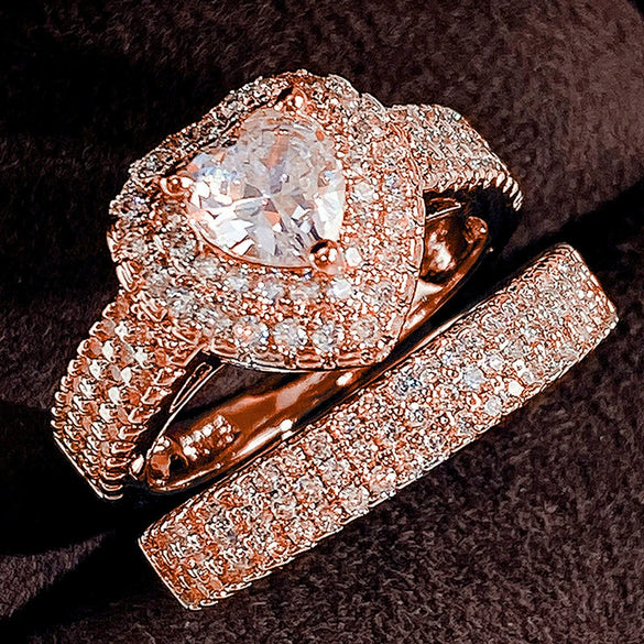 Women's Luxury Engagement And Wedding Rings Heartshaped Copper Material Zircon Design