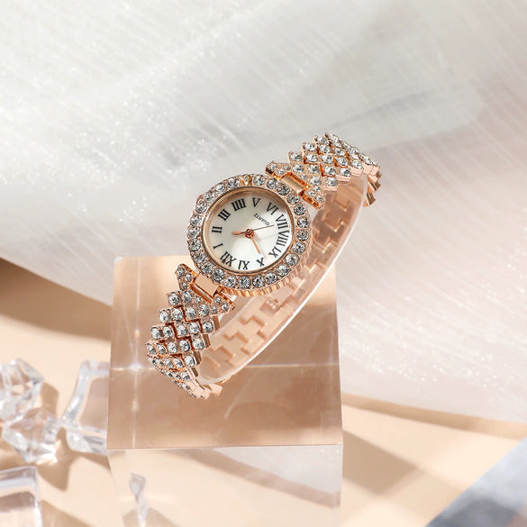 Women's Luxury Quartz Wrist Watch Alloy Material Round Dial Embedded With Diamond Fivepiece Gift Box Leisure Style