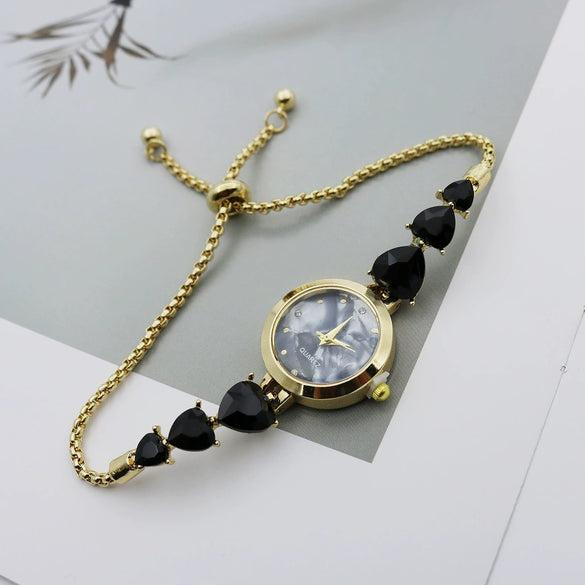 Women's Luxury Retro Round Alloy And Stainless Steel Bracelet Watch