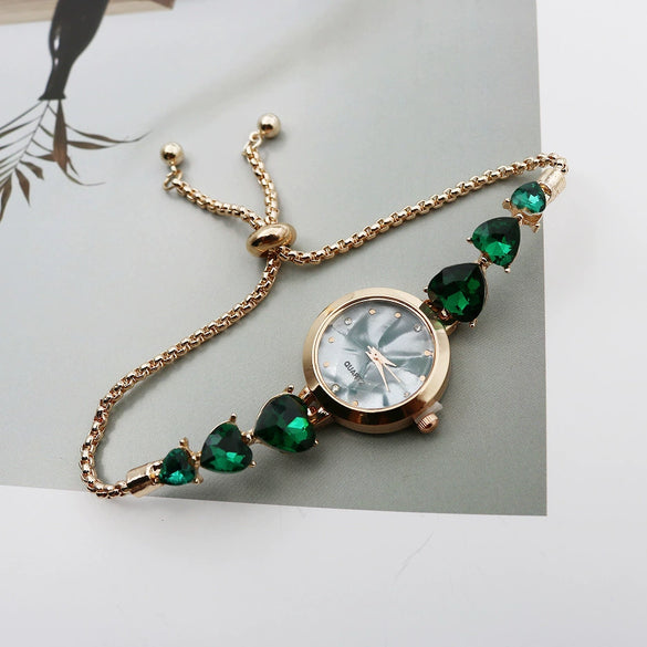 Women's Luxury Retro Round Alloy And Stainless Steel Bracelet Watch