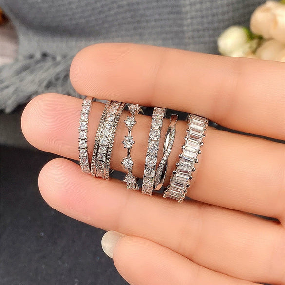 Women's Luxury Zircon Ring Copper Platinum Plated Geometric Simple Style