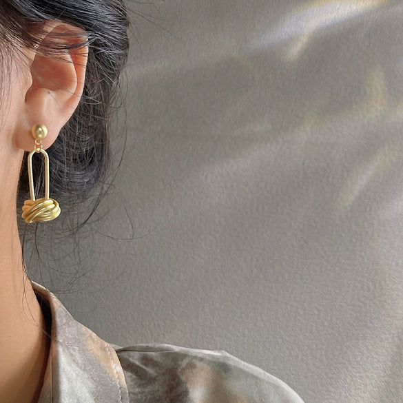 Women's Matte Copper Geometric Knotted Earrings With Electroplated Finish Elegant Creative Personality Jewelry