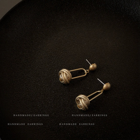 Women's Matte Copper Geometric Knotted Earrings With Electroplated Finish Elegant Creative Personality Jewelry