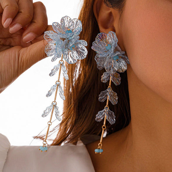 Women's Metal And Plastic Flower Clavicle Necklace And Earrings