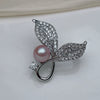 Women's Metal Brooch Accessories With Freshwater Real Pearls And Diamond Design Minimalist Style