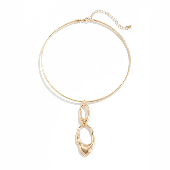 Women's Metal Choker With Geometric Pattern Made Of Zinc Alloy