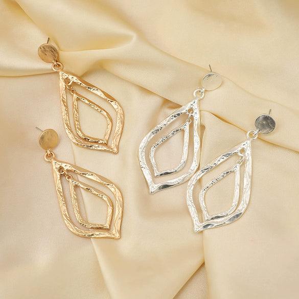 Women's Metal Flower Earrings Vintage Geometric Statement Jewelry With Exaggerated Fashion Design For Wholesale