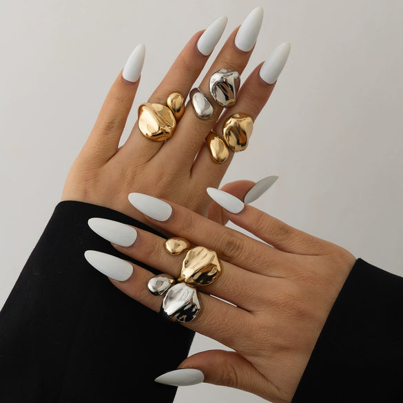 Women's Metal Geometric Liquid Metal Pleated Opening Ring With Electroplating