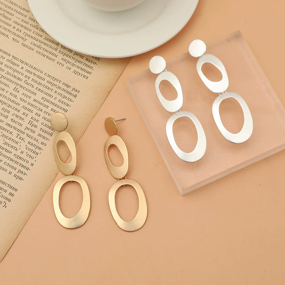 Women's Metal Geometric Statement Earrings Minimalist Retro Design Elegant Bold Fashion Jewelry Wholesale