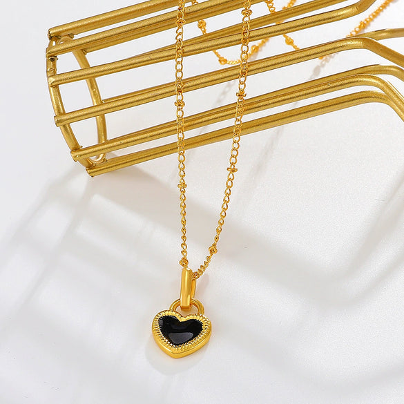 Women's Metal Heart Shaped Geometric Ins Style Electroplated Clavicle Chain Necklace