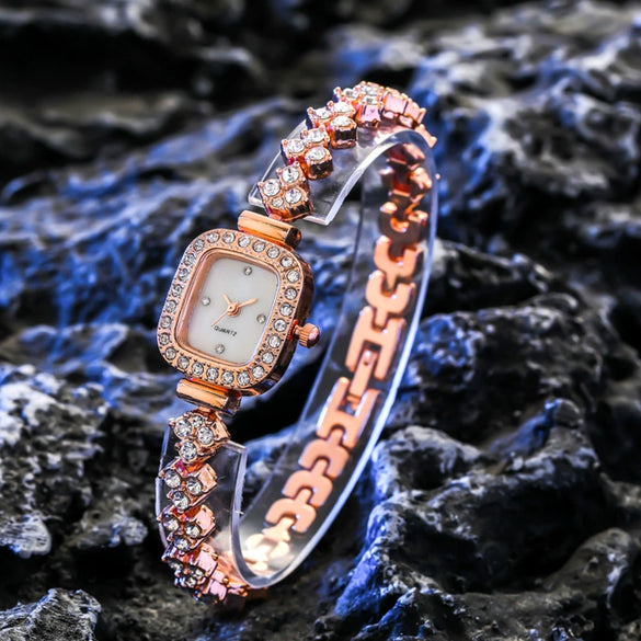 Women's Metal Rectangle Dial Quartz Watch With Diamond Encrusted And Fashion Style