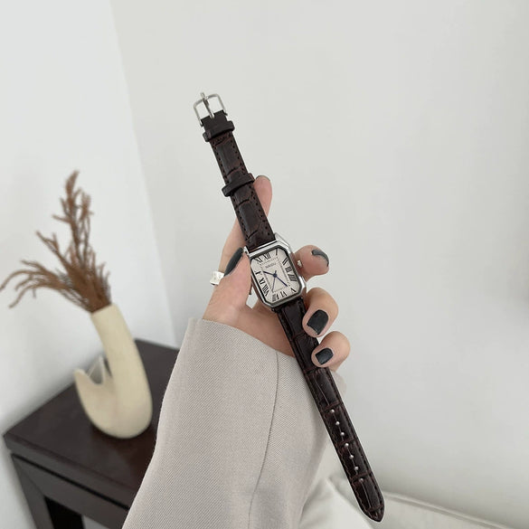Women's Metal Rectangular Retro Roman Dial Quartz Watch Simple Elegant Leisure Style