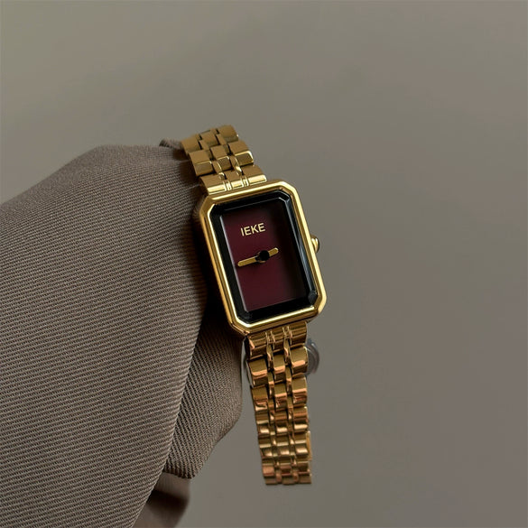 Women's Metal Steel Band Quartz Watch Medieval Style Alloy Case Ordinary Glass Mirror Printed Logo