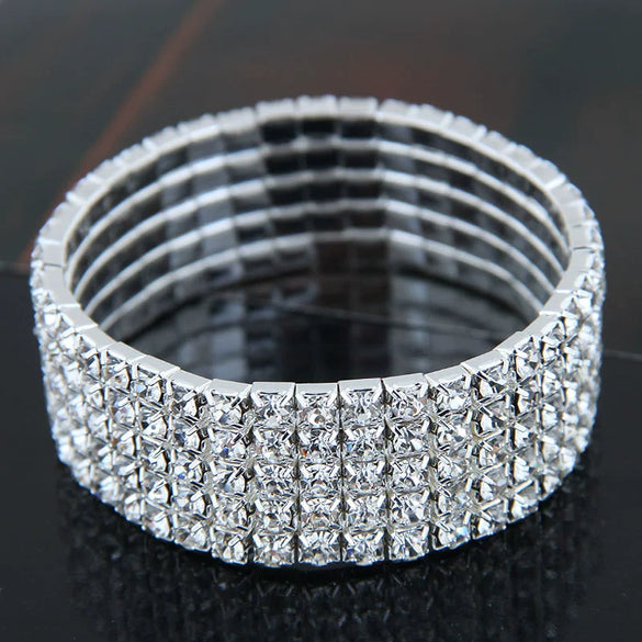 Women's Minimalist Alloy Rhinestone Inlay Elastic Bracelet Luxury Full Diamond Style Bridal Fashion Bracelet