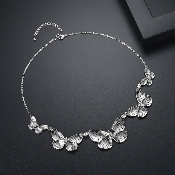 Women's Minimalist Butterfly Pendant Necklace With Zircon Inlay Electroplated Copper Clavicle Chain Jewelry